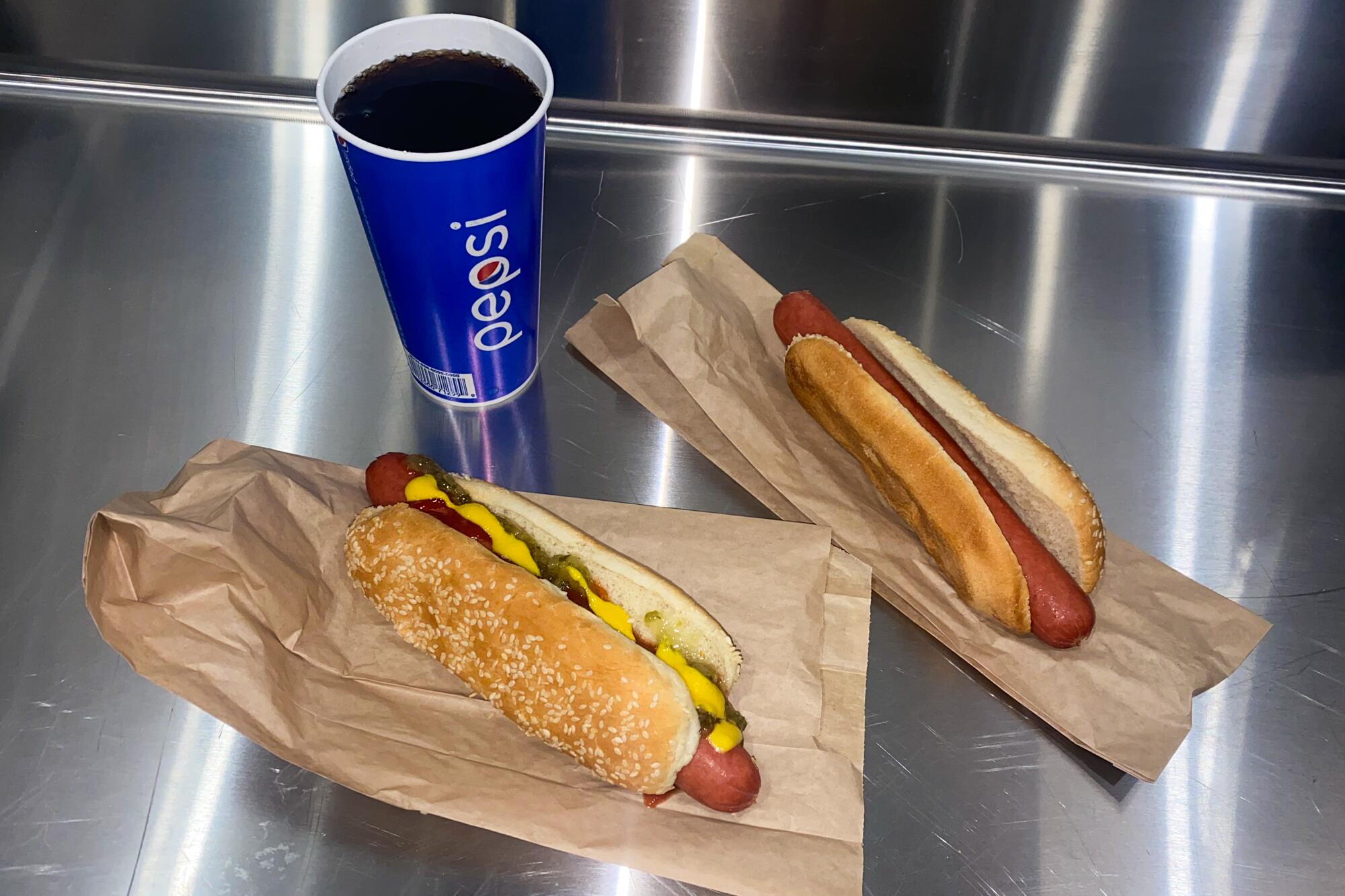 15-facts-about-costco-hot-dog-nutrition