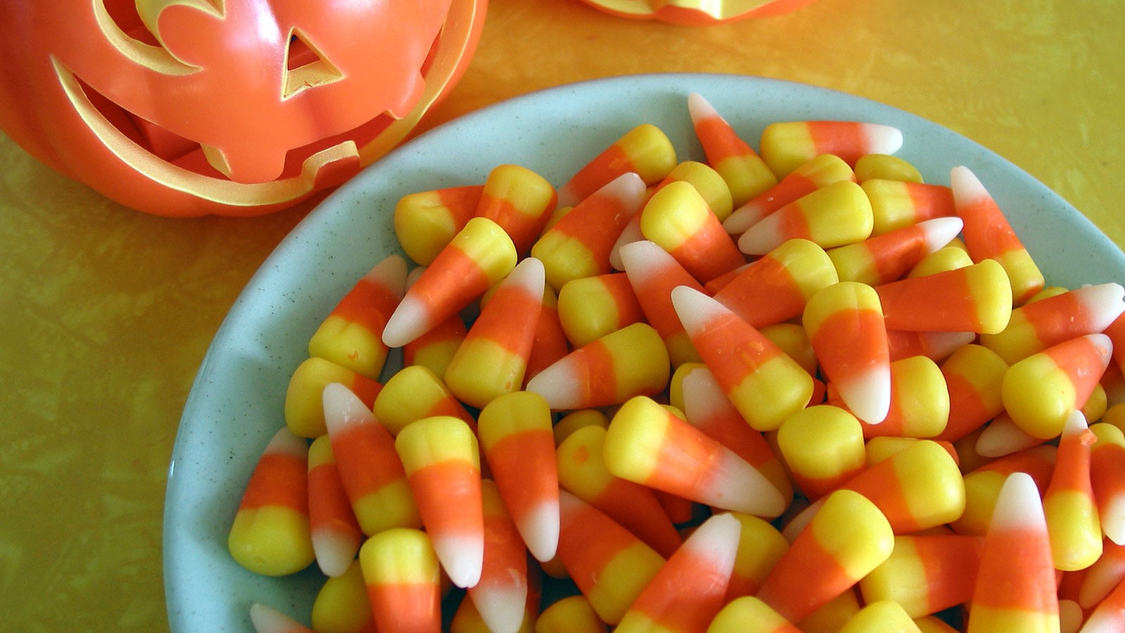 15-sweet-facts-about-candy-corn-ingredients