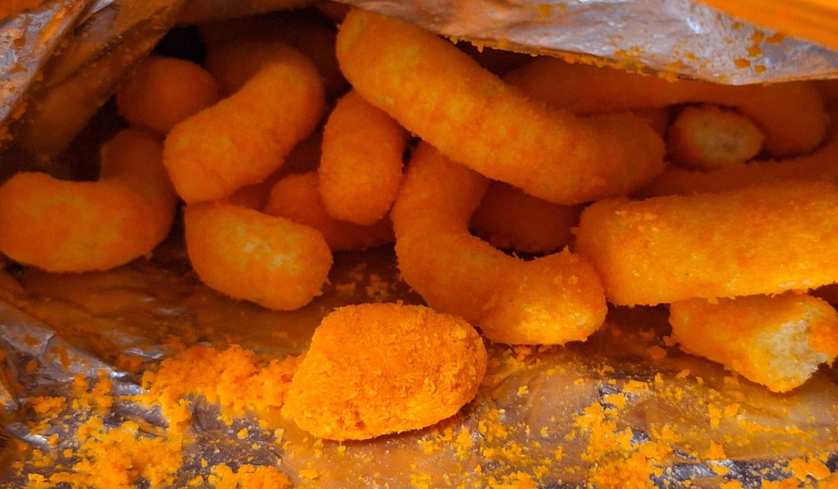 20-crunchy-facts-about-cheetos-puffs