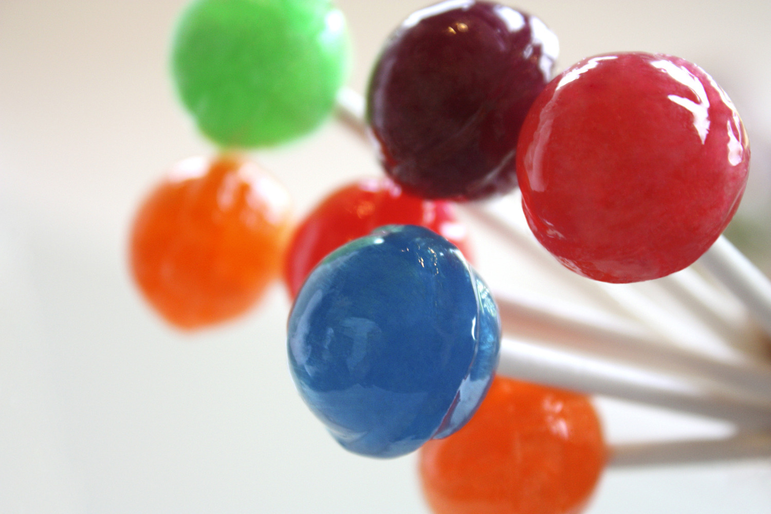 20-tasty-facts-about-dum-dum-lollipop-flavors