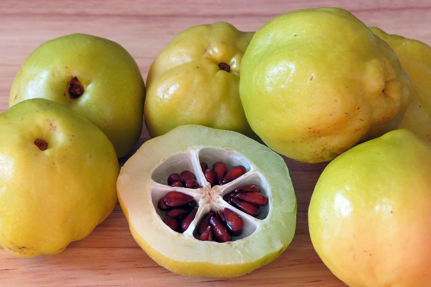 20-facts-about-quince