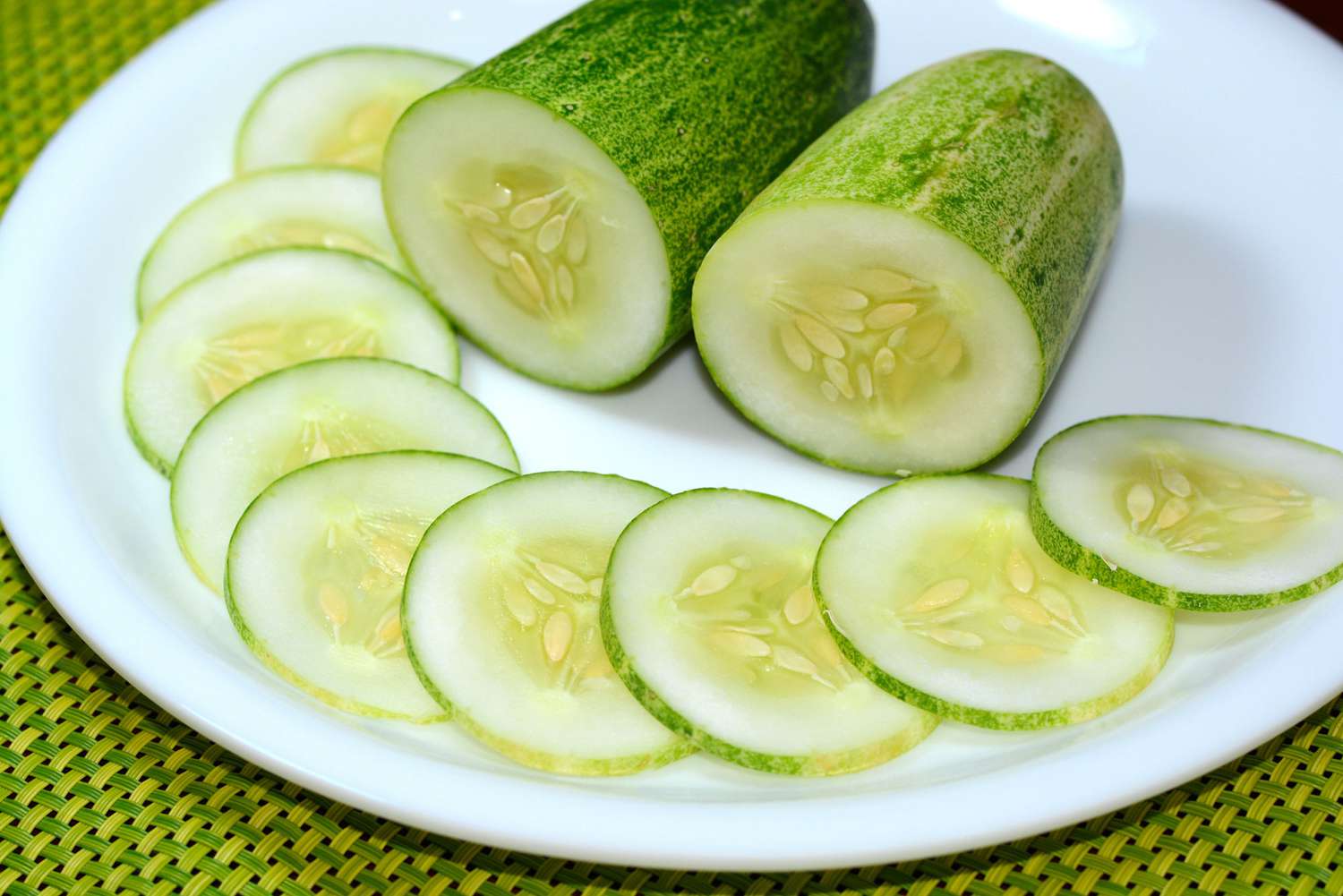 25-facts-about-field-cucumber