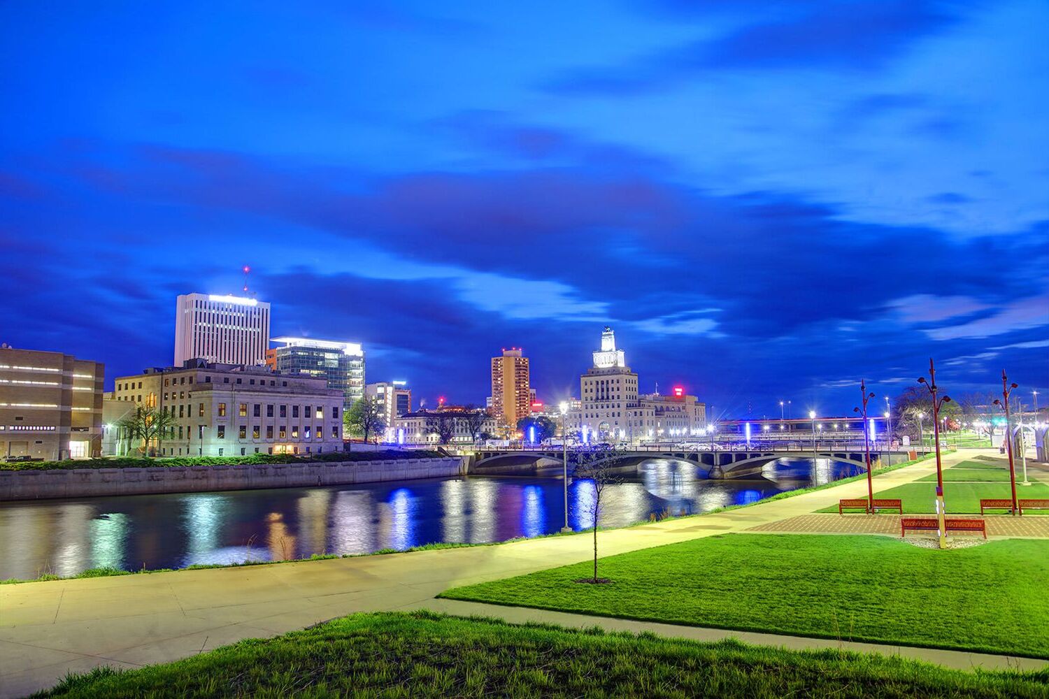 30 Facts About Cedar Rapids - OhMyFacts