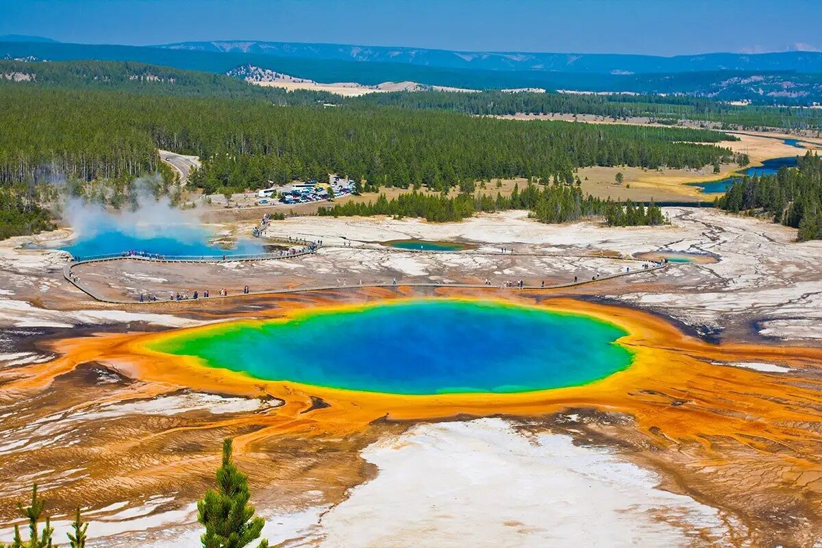 28-facts-about-yellowstone