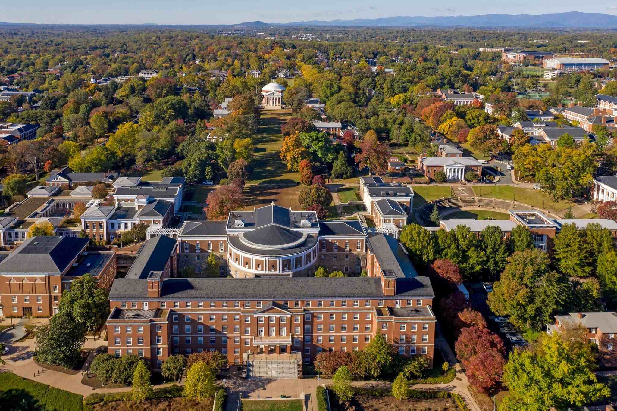 30-facts-about-university-of-virginia