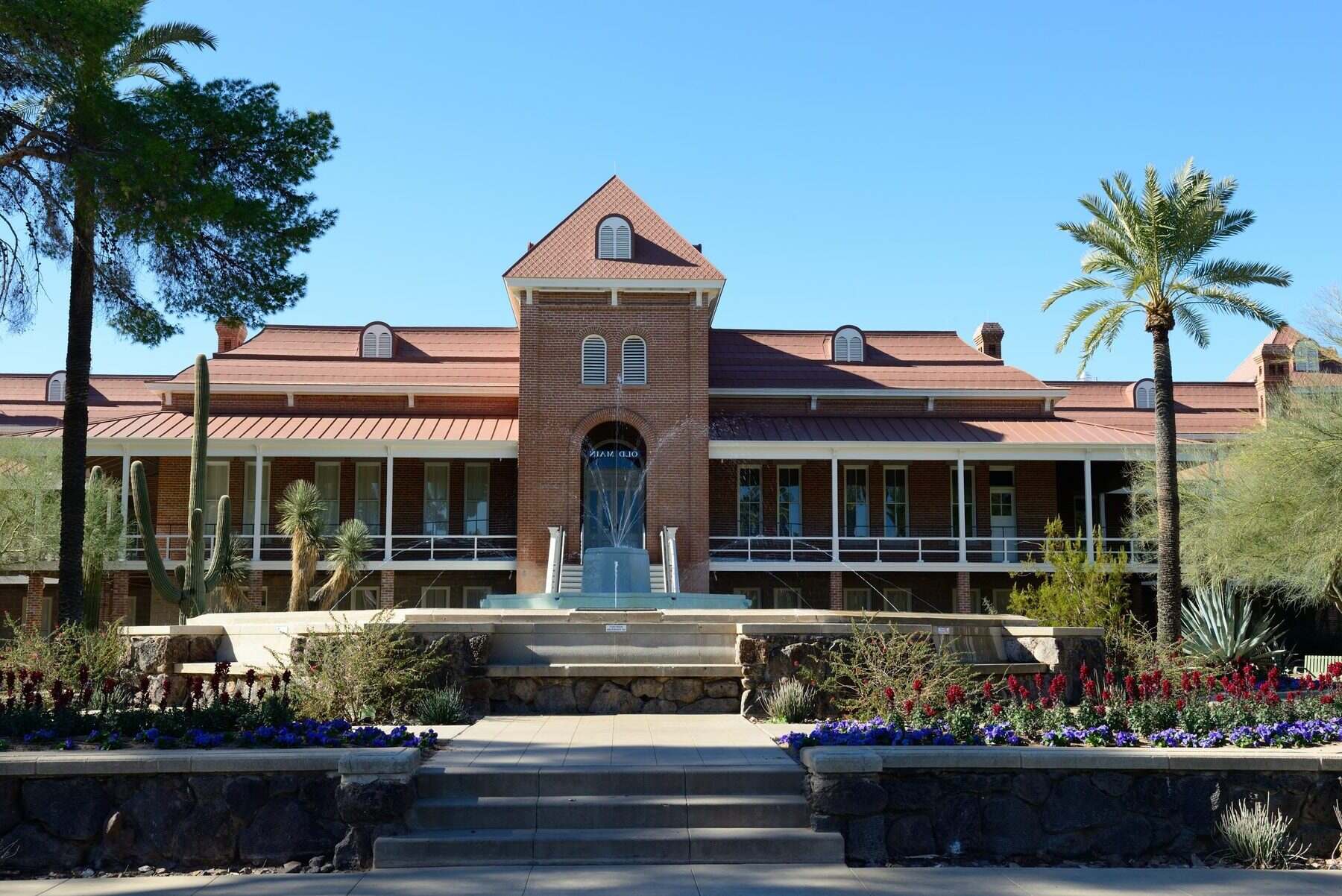 25-facts-about-university-of-arizona