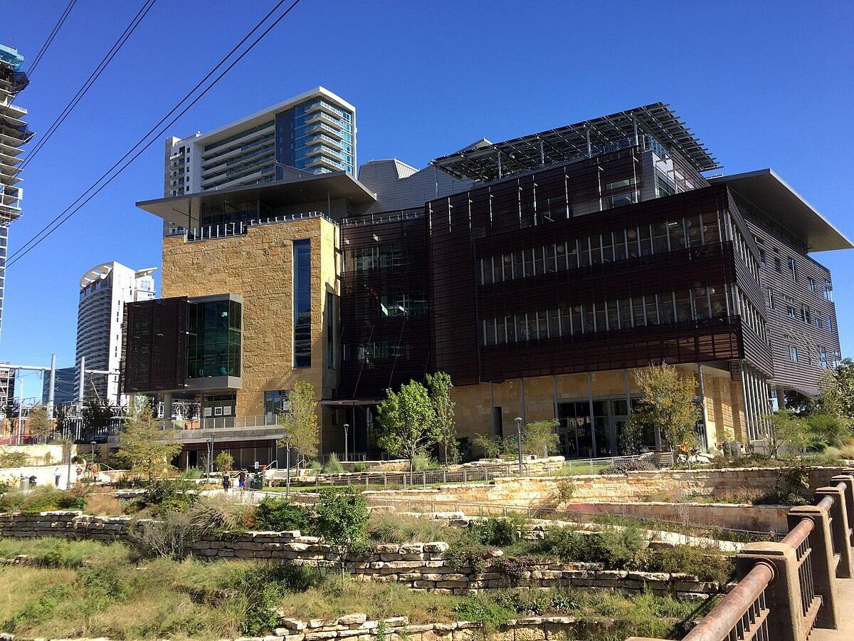 27-facts-about-austin-public-library