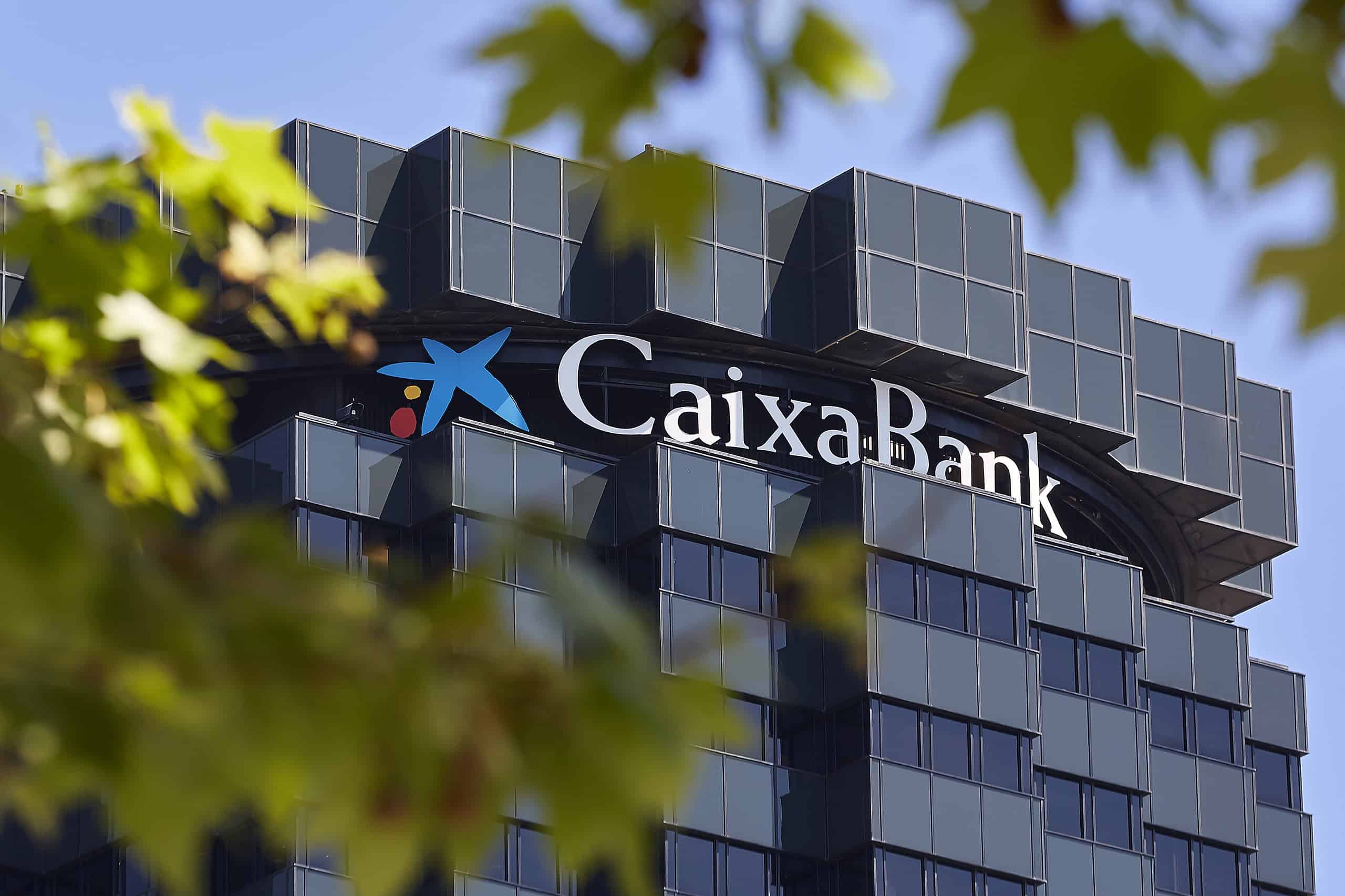 30-facts-about-caixabank