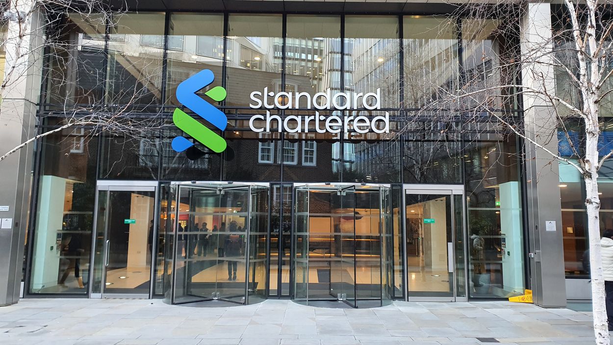 30-facts-about-standard-chartered